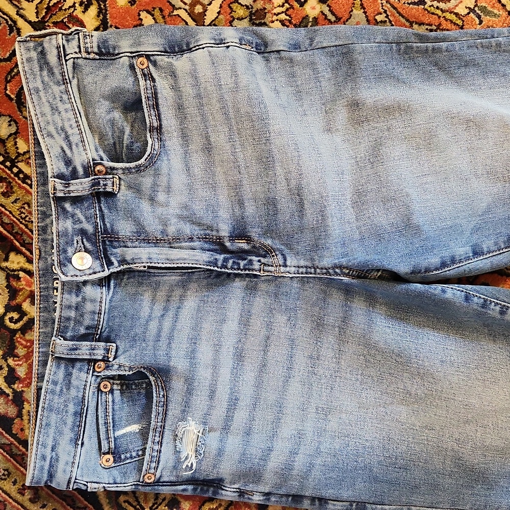 American Eagle Distressed Flare Jeans 8 Long - Picture 2 of 11